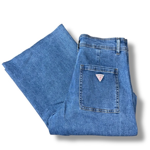 Guess Jeans 90s Ultra High Rise Wide Leg Jean 28 Fray Raw Hem - Picture 1 of 12